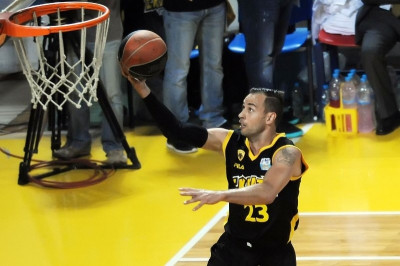 Πάει για «βόμβα» με Ίνγκλις