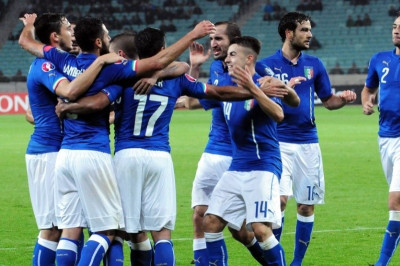 Στα τελικά με «τριάρα» η Ιταλία (video)