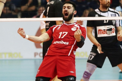 Στην Παναχαϊκή ο Τακουρίδης