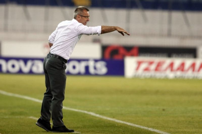 Διαψεύδουν για Νιόπλια