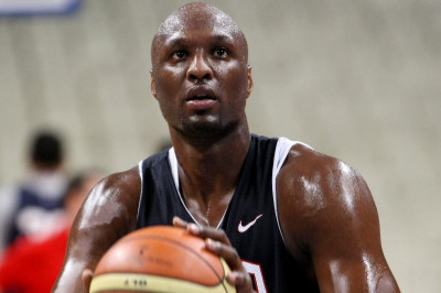 Φήμες ότι ξύπνησε ο Όντομ