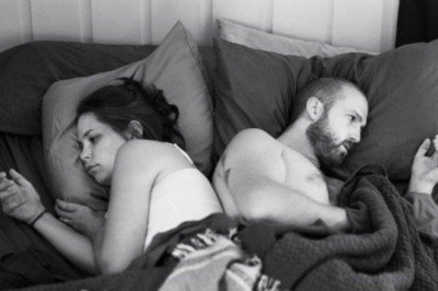 Ένας φωτογράφος αφαίρεσε τα smartphones από αυτές τις φωτογραφίες και μας προβλημάτισε