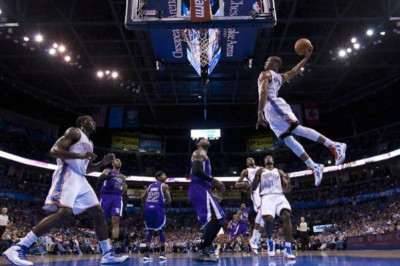 Ο Ουέστμπρουκ απογειώνεται! (video)