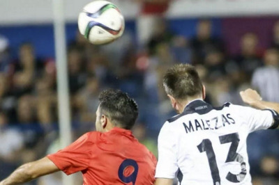 Παίρνουν φανέλα Μαλεζάς-Γλύκος