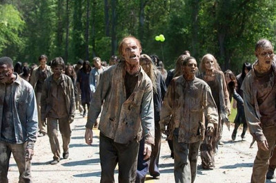 Έβλεπε Walking Dead και σκότωσε το φίλο του γιατί νόμιζε ότι μεταμορφωνόταν σε ζόμπι!
