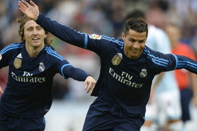 Τα νέα παπούτσια του Ρονάλντο είναι... φωτιά! (photo)