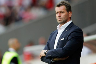 Σκίμπε σε... τιμή ευκαιρίας στον πάγκο της Εθνικής!