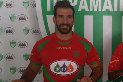 Η απόκρουση της χρονιάς σε ερασιτεχνικό πρωτάθλημα! (video)