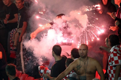 Πάνω από 130 συλλήψεις οπαδών σε Αθήνα και Πειραιά!