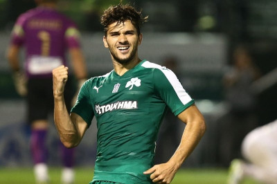 Έτοιμος για Περιστέρι ο Αμπέντ