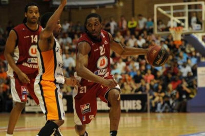 Παραμένει στη Μονακό ο ΝτεΜάρκους Νέλσον