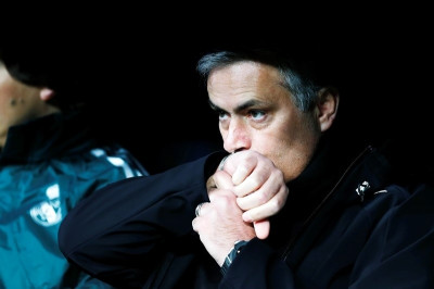 Μένει μέχρι...να φύγει ο Μουρίνιο