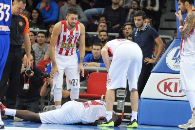 Καρέ-καρέ ο τραυματισμός του Γιανγκ! (photos)