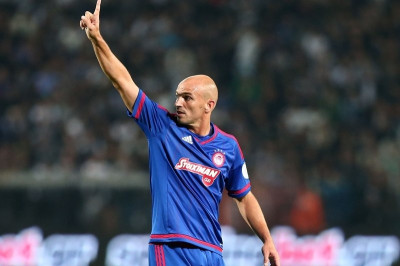 Ροζάριο για Καμπιάσο!