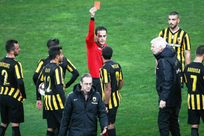 Ποιος «χάρηκε» στην ΑΕΚ με την τιμωρία του Βάργκας...