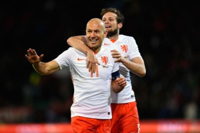 Μάντσεστερ Γιουνάιτεντ: «Κλείνει» Ρόμπεν!