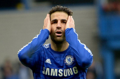 Φάμπρεγκας εκτός τόπου και χρόνου! (video)