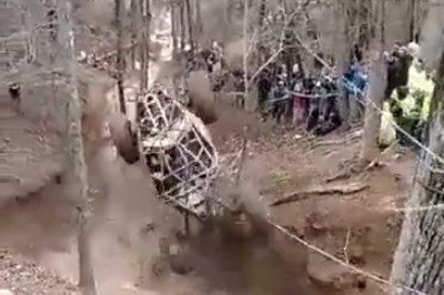 Απίστευτη μανούβρα από Wrangler σε επίδειξη! (video)