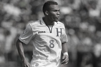 ΣΟΚ! Δολοφονήθηκε σε εμπορικό κέντρο διεθνής ποδοσφαιριστής!