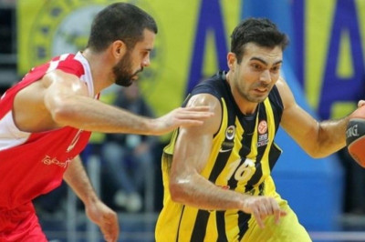 Από την κορυφή στο τοπ 16 η Φενέρ!