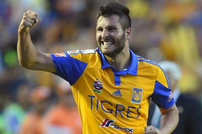 Πάει για τίτλο η Τίγκρες με χατ τρικ του Ζινιάκ! (video)