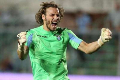 Πήγε να πανηγυρίσει και… τραυματίστηκε! (video)