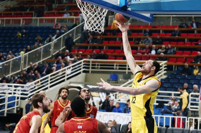 Άνετα η ΑΕΚ στην πρώτη Μανωλόπουλου