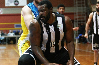 «Σειρήνες» της Μακάμπι για «Σόφο»