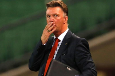 Συμβούλιο για το μέλλον του Φαν Χάαλ!