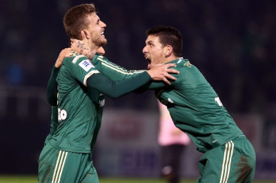 Μόνο δανεικοί Χουχούμης και Τριανταφυλλόπουλος