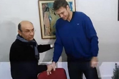 Έλληνας και με… τη βούλα ο Βεζένκοφ!