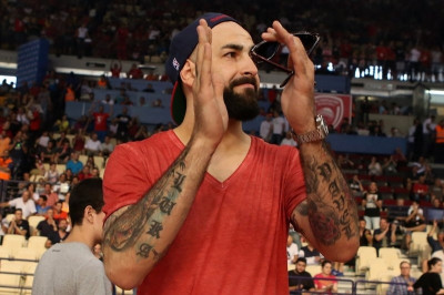 Πόσο γελοίος είσαι ρε Άντιτς; (photo)