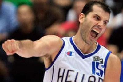 Αποχωρεί ο Κακιούζης!