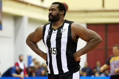 Μέσα ο «Σόφο»