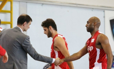 Κόλπο με πρώην παίκτη του Ολυμπιακού ετοιμάζει ο Μπαρτζώκας!