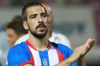 ΟΦΗ: Μία... ανάσα από Μητρόπουλο