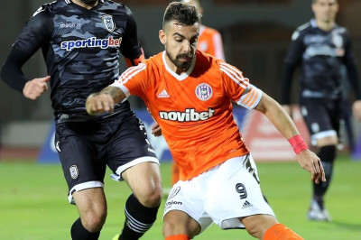 ΑΕΛ Καλλονής: Πόρτα για Μανούσο