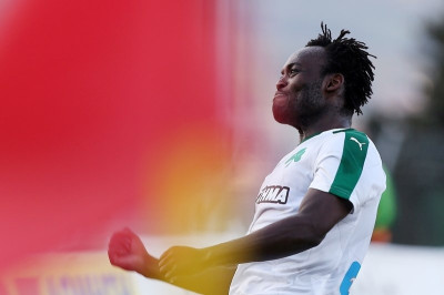 Ο Εσιέν πέρασε τον... Καμπιάσο!