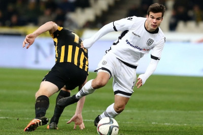 Πρόβλημα κι εξετάσεις για Χαρίση