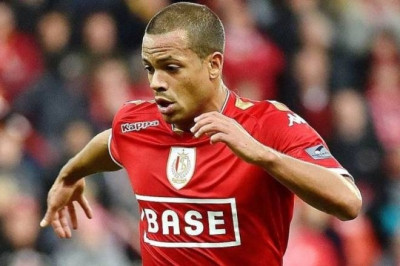 Ολυμπιακός: Οριστικά στην Σταντάρ ο Ντοσεβί