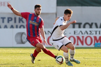 ΠΑΟΚ: Πιέζει για Μπακασέτα