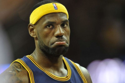 Αυτή την τάπα δύσκολα θα την ξεχάσει ο Λεμπρόν! (video)