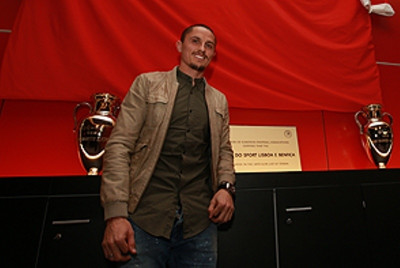 Μπενφίκα: Ανανέωσε ο Φέισα