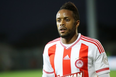 Ολυμπιακός: Προλαβαίνει ΑΕΚ ο Ερνάνι