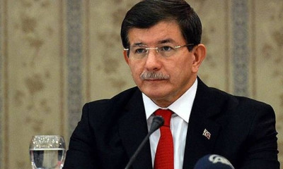 «Καρφιά» Νταβούτογλου κατά Πούτιν: Εγκληματίες πολέμου όσοι βοηθούν τον Άσαντ