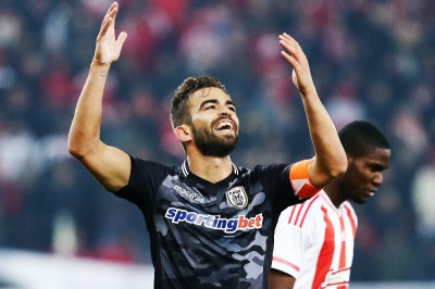 Σενάριο βόμβα για Βίτορ!