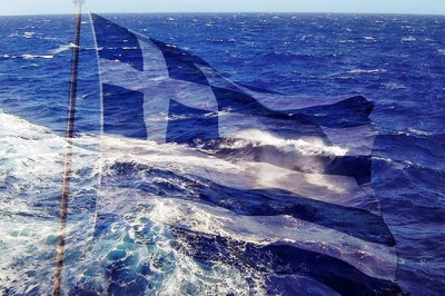 Αυτή η πατρίδα, ξοδεύει ήρωες και τοκίζει λαμόγια...