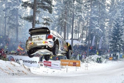 Ράλι Σουηδίας: Παραδίδει μαθήματα ο Ogier