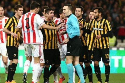 Καλογερόπουλος: Αστυνομικός, κολλημένος με τη μπάλα και... Παναθηναϊκός! (photos+videos)