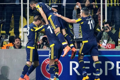 Καθάρισε η Φενέρ (video)